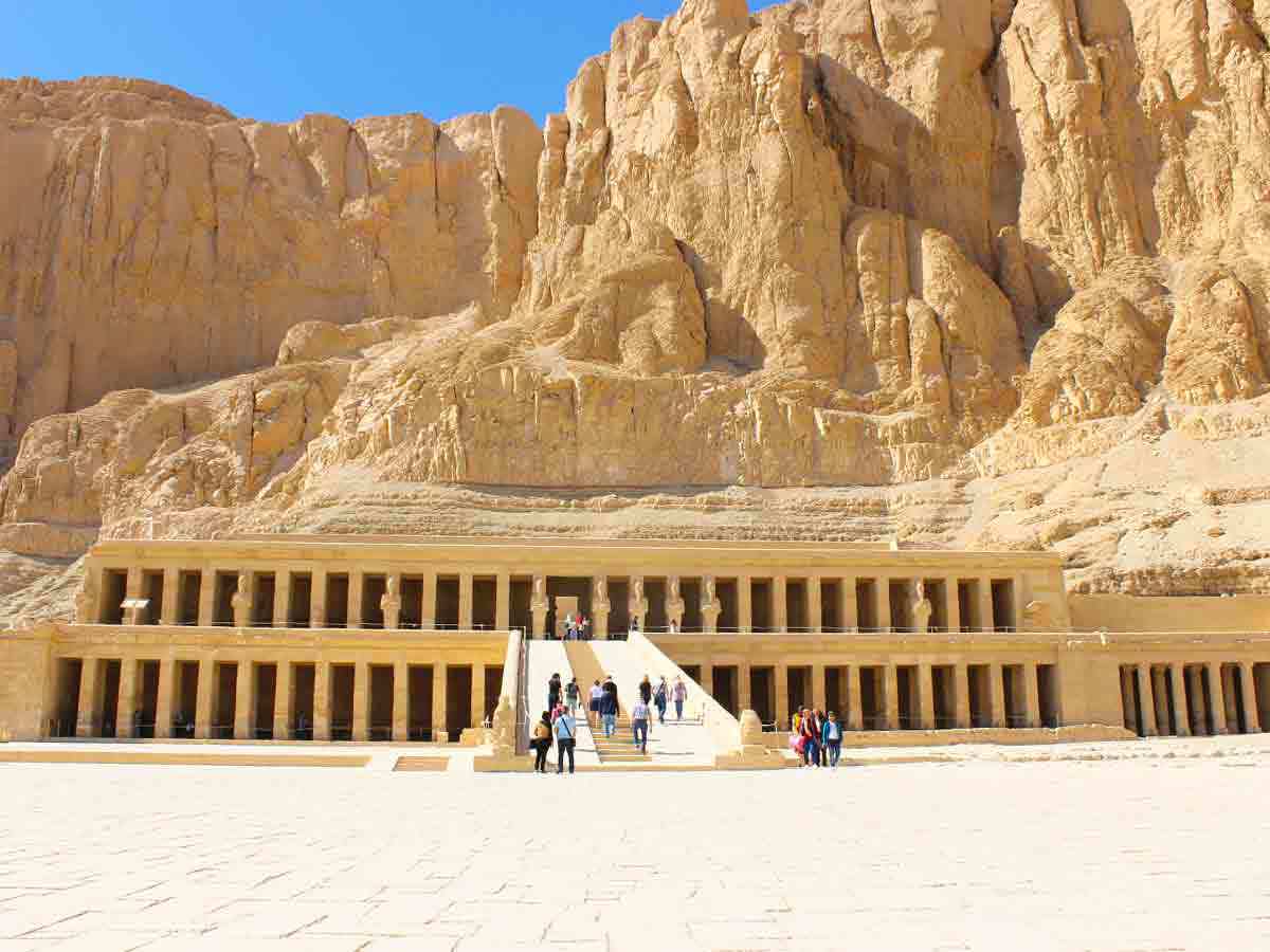 hatshipsut2-1290-900_lg